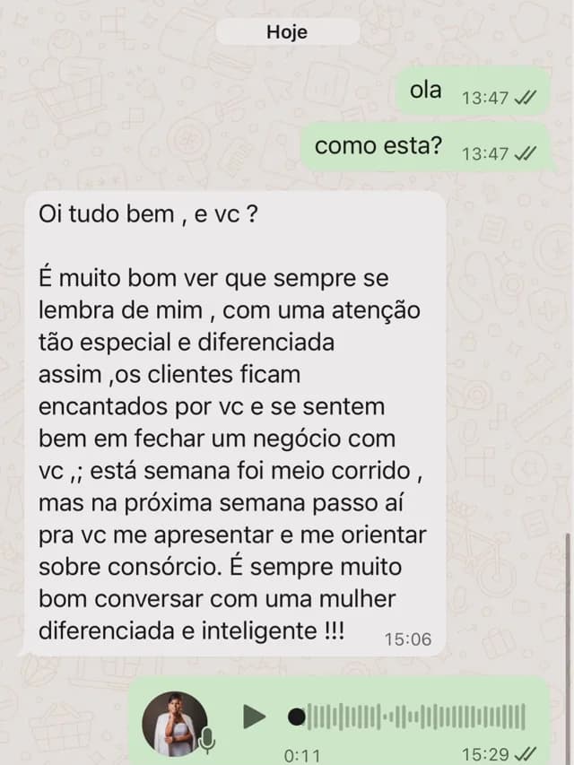 Depoimento de cliente no WhatsApp elogiando a atenção especial e diferenciada do atendimento da Global Investimento